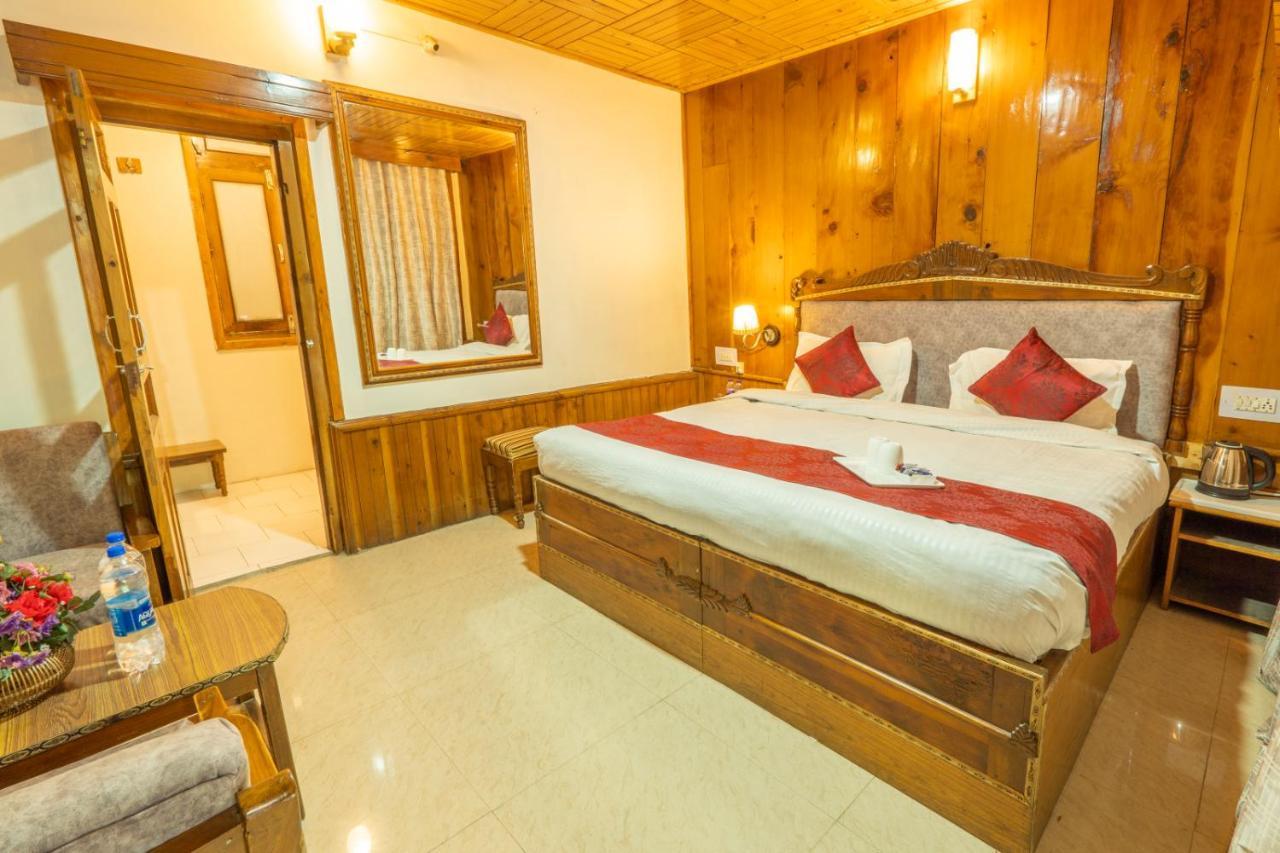 Holiday Home International -Vivaan Stays Manāli Exteriér fotografie